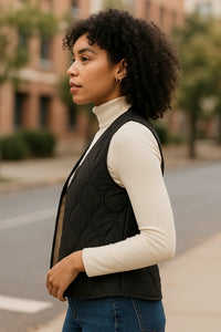 Women’s Quilted Sleeveless Vest with Soft Fur Lining – Lightweight & Stylish Layer