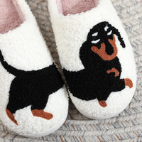 Plush Dachshund Slippers Closed Toe Slippers Comfortable Flat Thermal Slippers Fluffy Home Slippers for Outdoor Indoor Bedroom