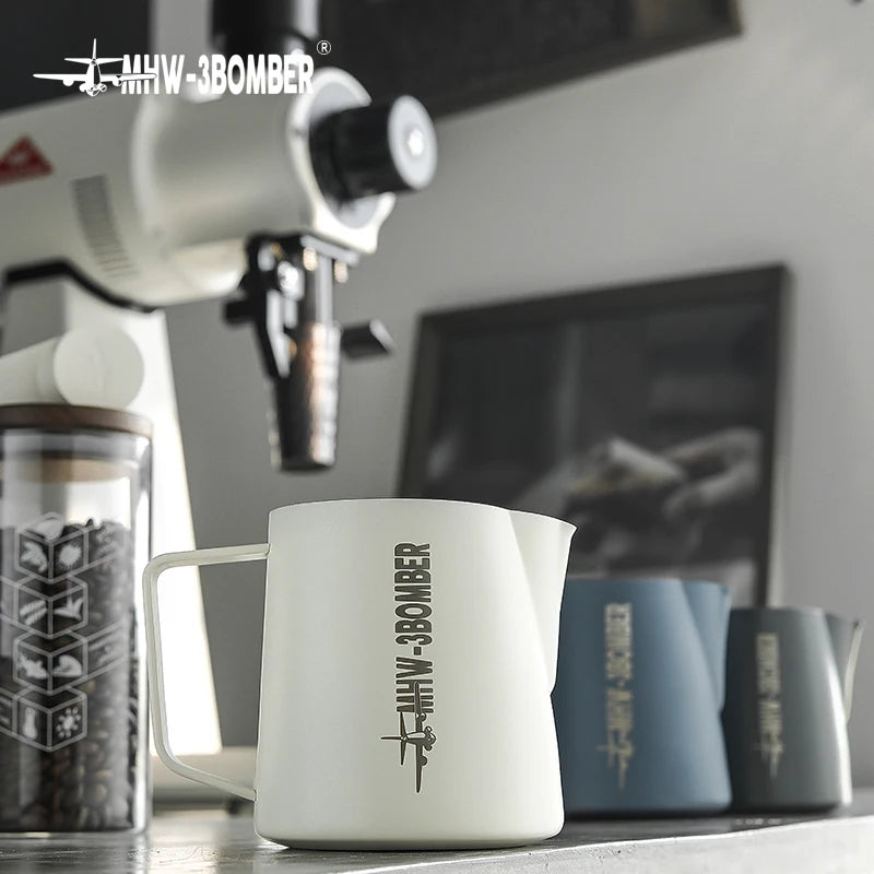 MHW-3BOMBER Milk Frothing Pitcher Steamer Cup 400/500/600ml Latte Art Pitcher Stainless Steel Espresso Cup Milk Steaming Tools