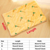 Pet winter soft blanket cat and dog cover quilt soft and comfortable flannel blanket pet mat