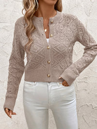 Autumn and Winter New Fashion Woman Sweater Knit Women's Tops Thin Knit Short Casual Skeleton Cardigan Clothing